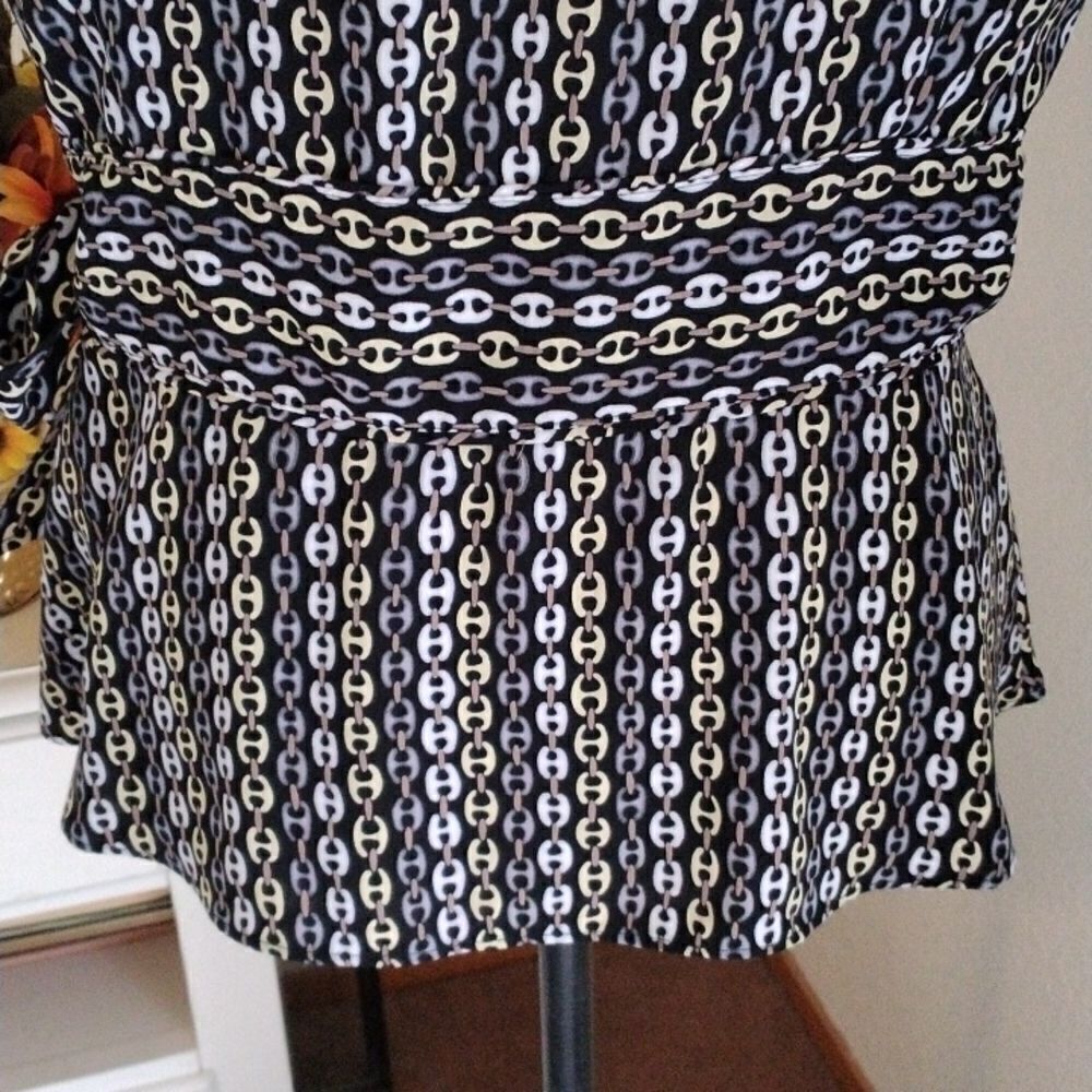 Covington Wrap Front Top - Picture 8 of 11